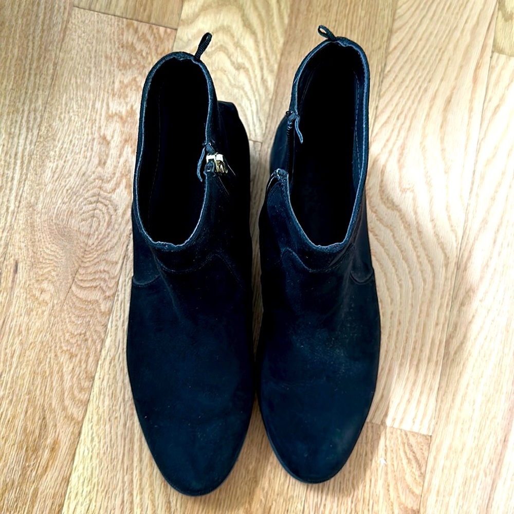 Ankle booties